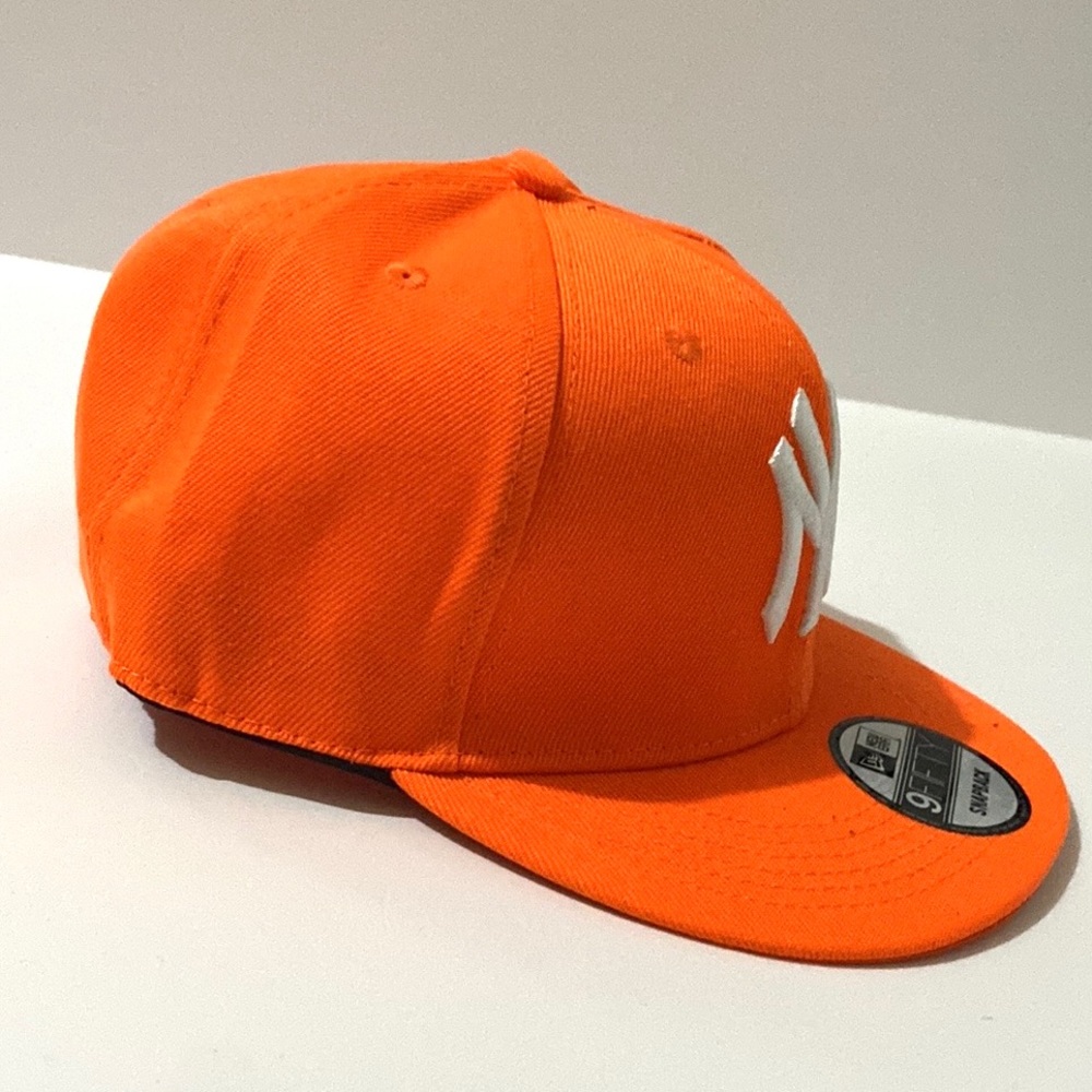 New Era NY Yankees ‘Lady Liberty’ Edition 9FIFTY Snapback - Picture 5 of 6